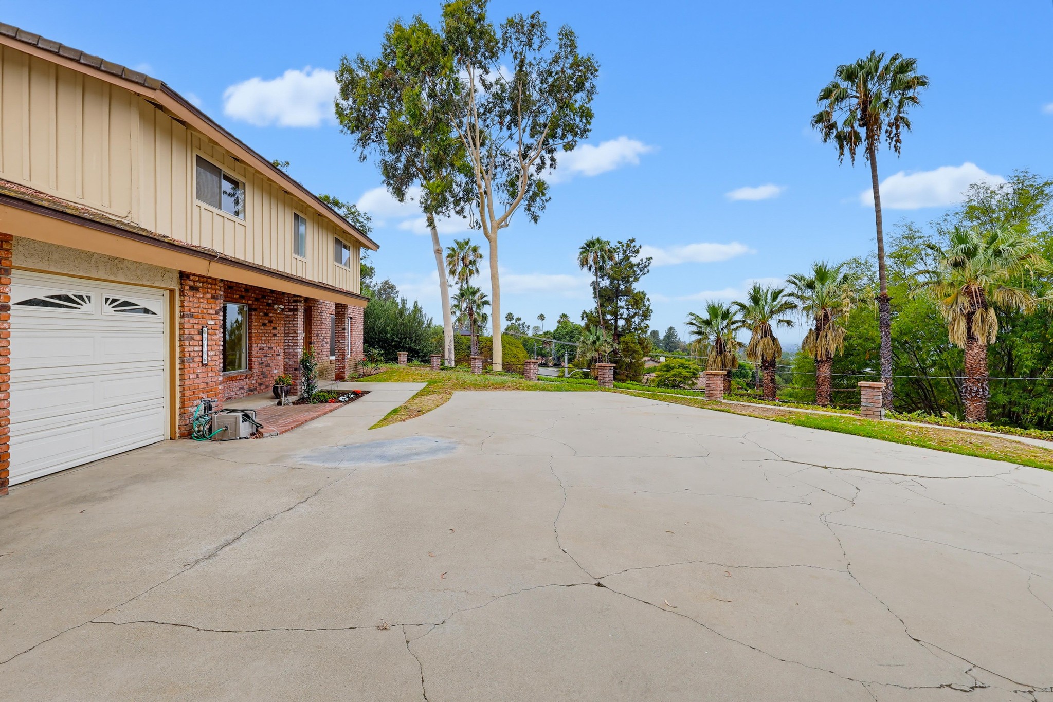 Virtual tour photo 6 of 69 for 3146 E Los Cerillos Dr