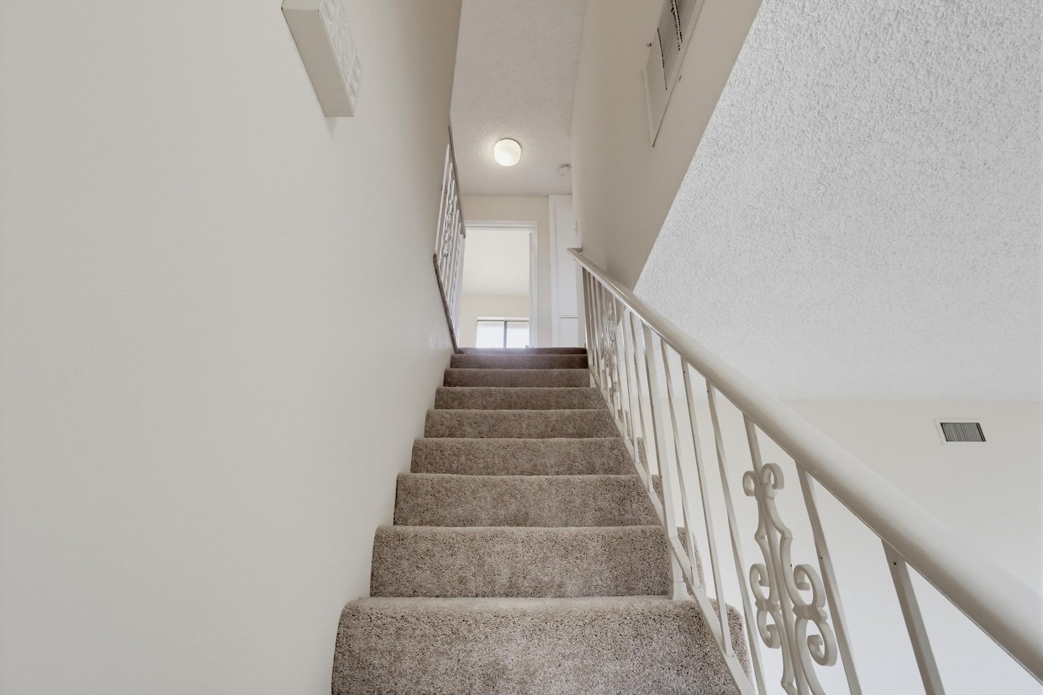 Virtual tour photo 31 of 69 for 3146 E Los Cerillos Dr