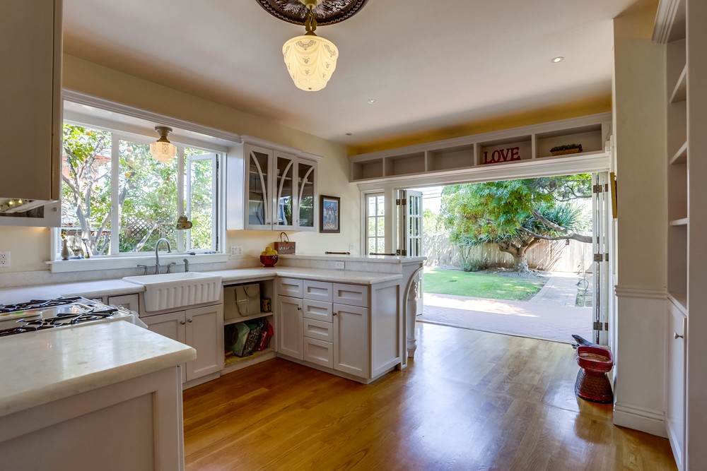 Virtual tour photo 15 of 37 for 3146 L St