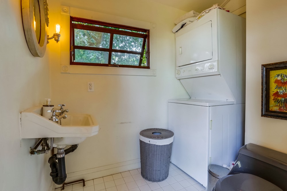 Virtual tour photo 27 of 37 for 3146 L St