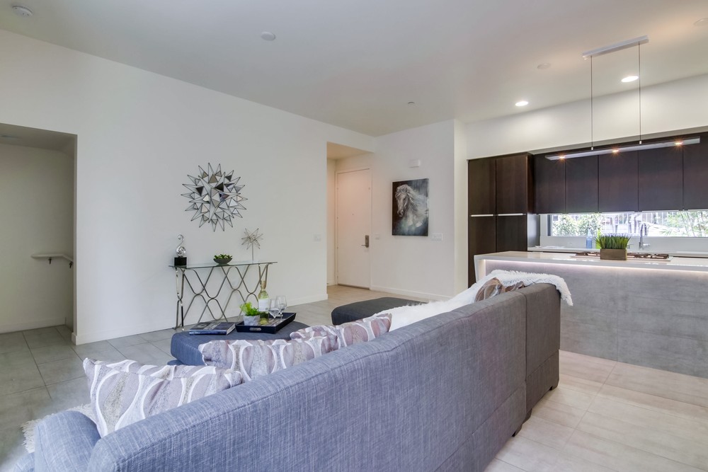 Virtual tour photo 13 of 43 for 315 Upas St