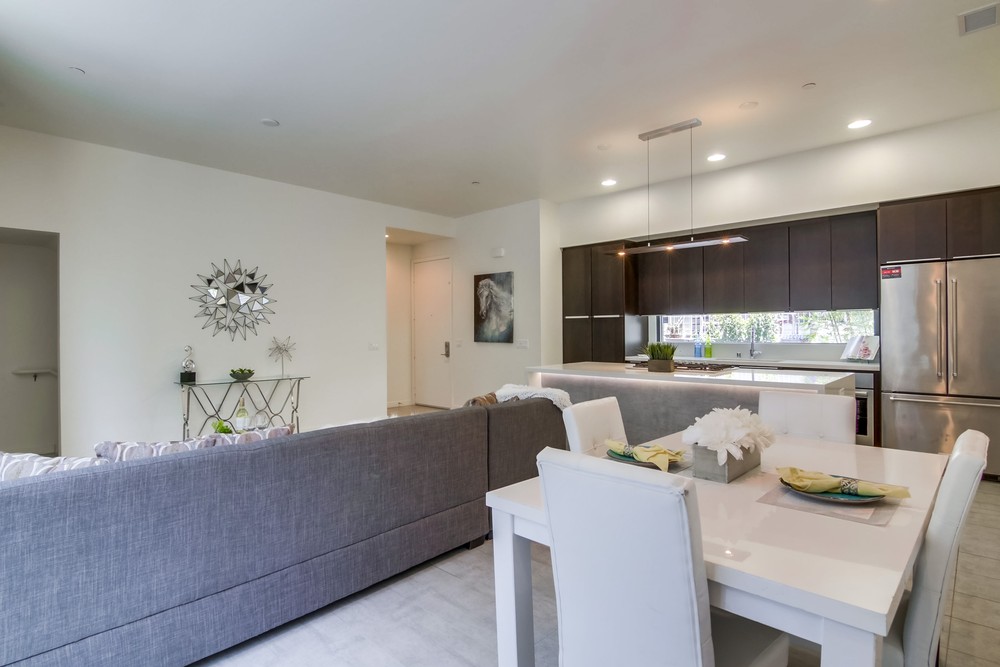 Virtual tour photo 15 of 43 for 315 Upas St