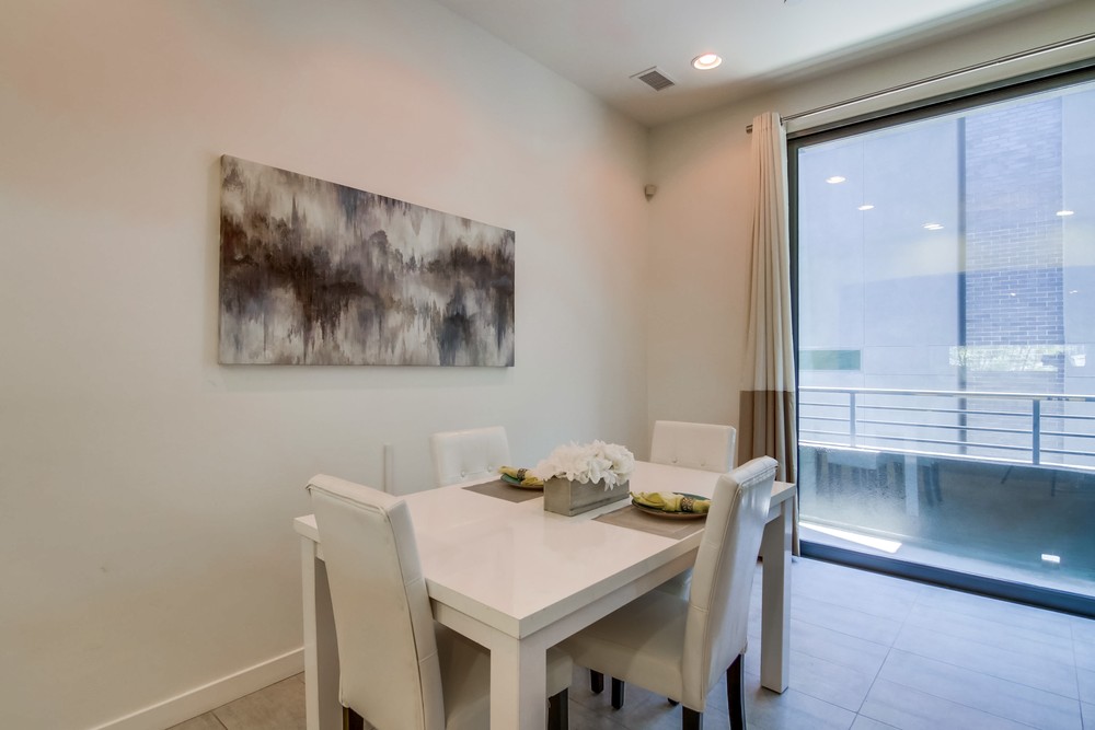 Virtual tour photo 16 of 43 for 315 Upas St