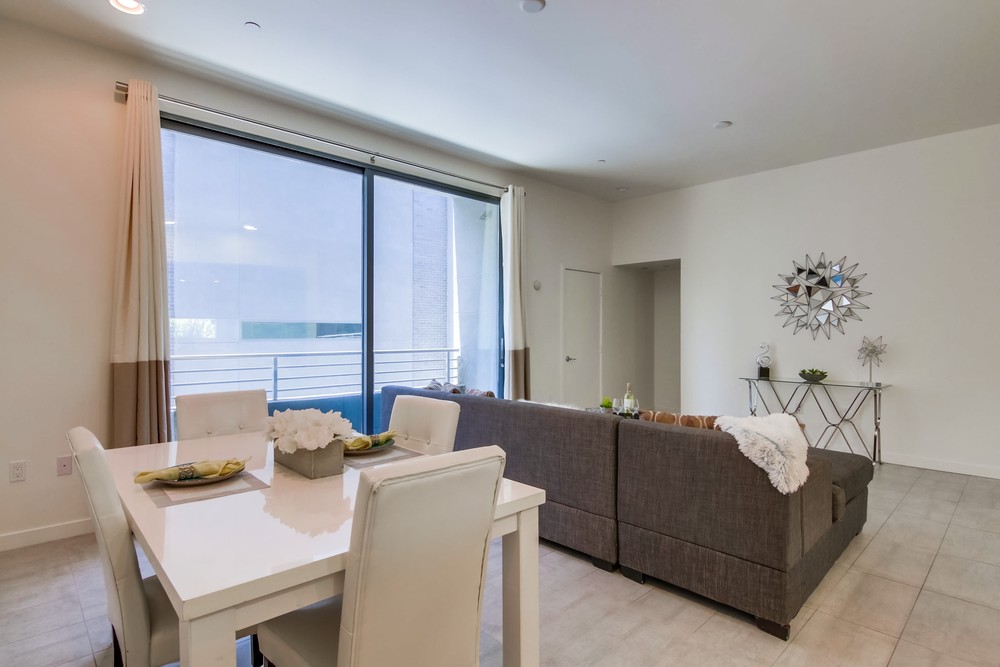 Virtual tour photo 17 of 43 for 315 Upas St