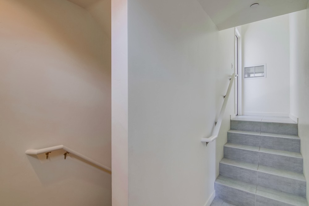 Virtual tour photo 28 of 43 for 315 Upas St
