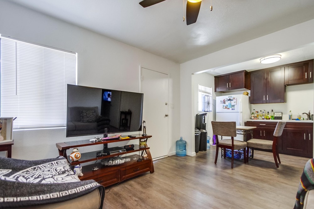 Virtual tour photo 9 of 27 for 3150 38th St