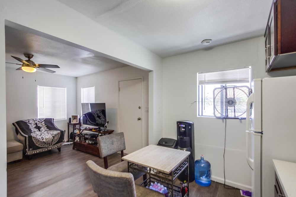 Virtual tour photo 16 of 27 for 3150 38th St