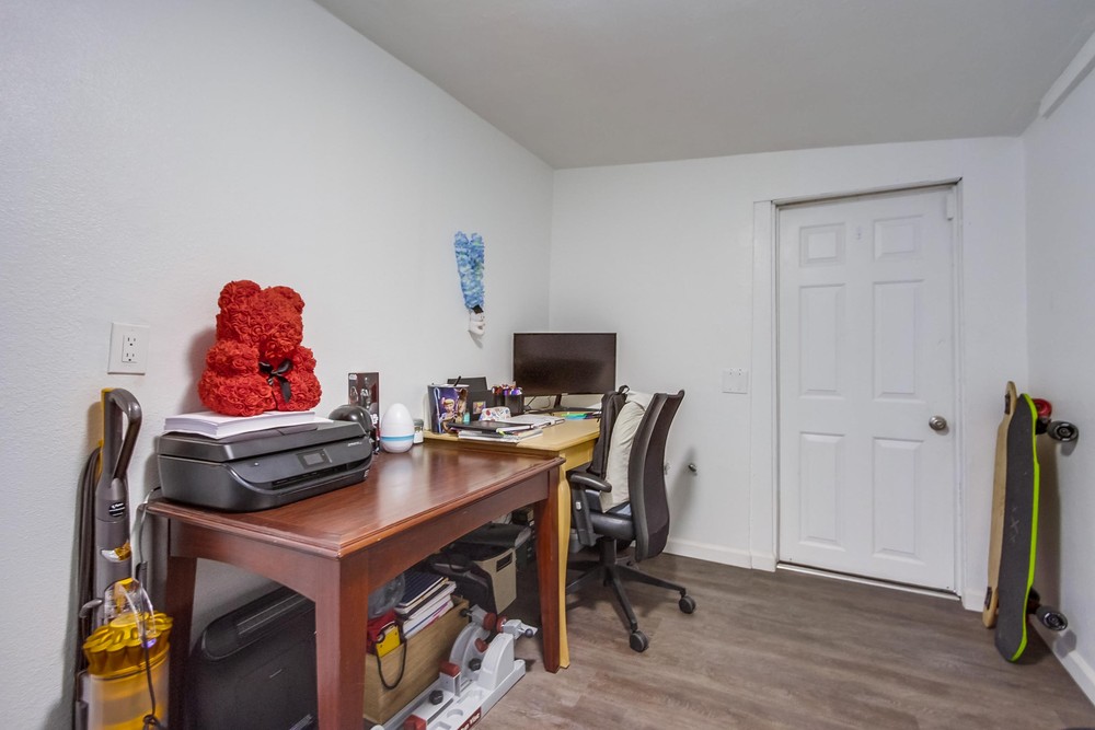 Virtual tour photo 19 of 27 for 3150 38th St