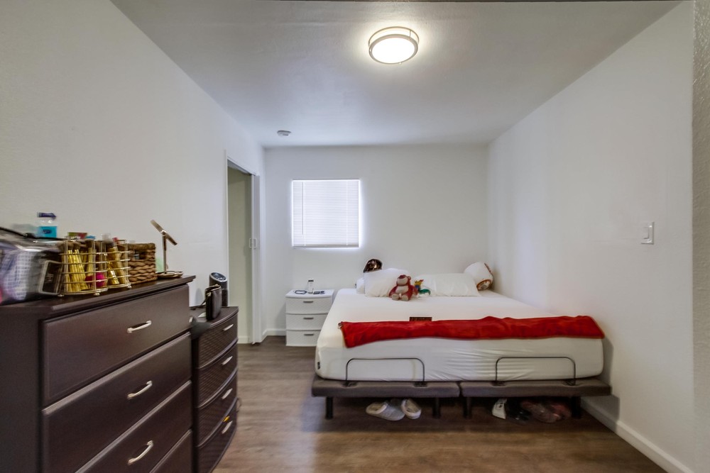 Virtual tour photo 22 of 27 for 3150 38th St