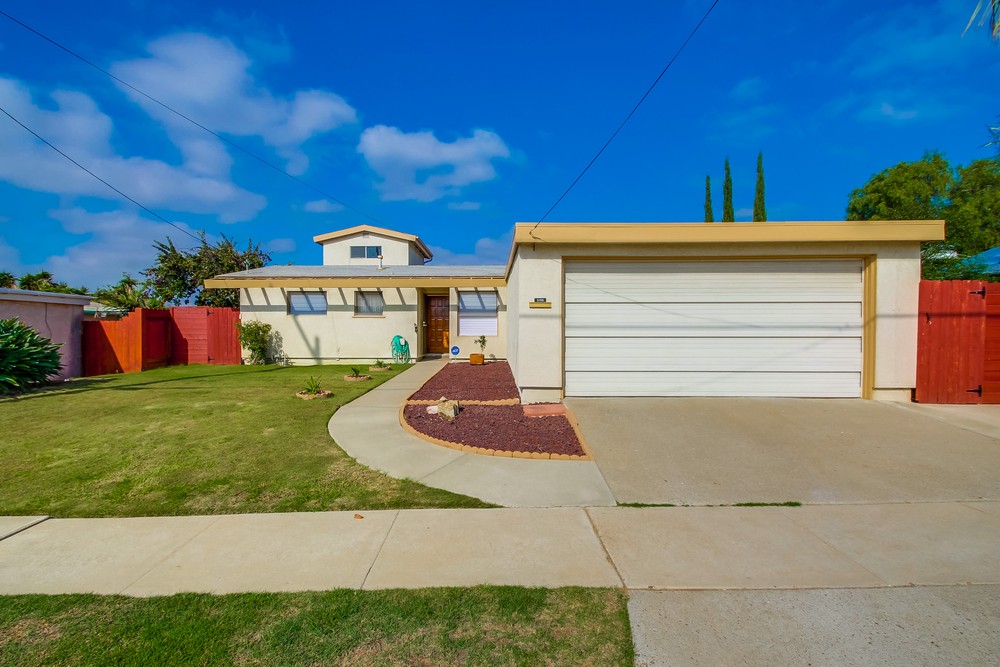 Virtual tour photo 3 of 45 for 3150 Admiral Ave