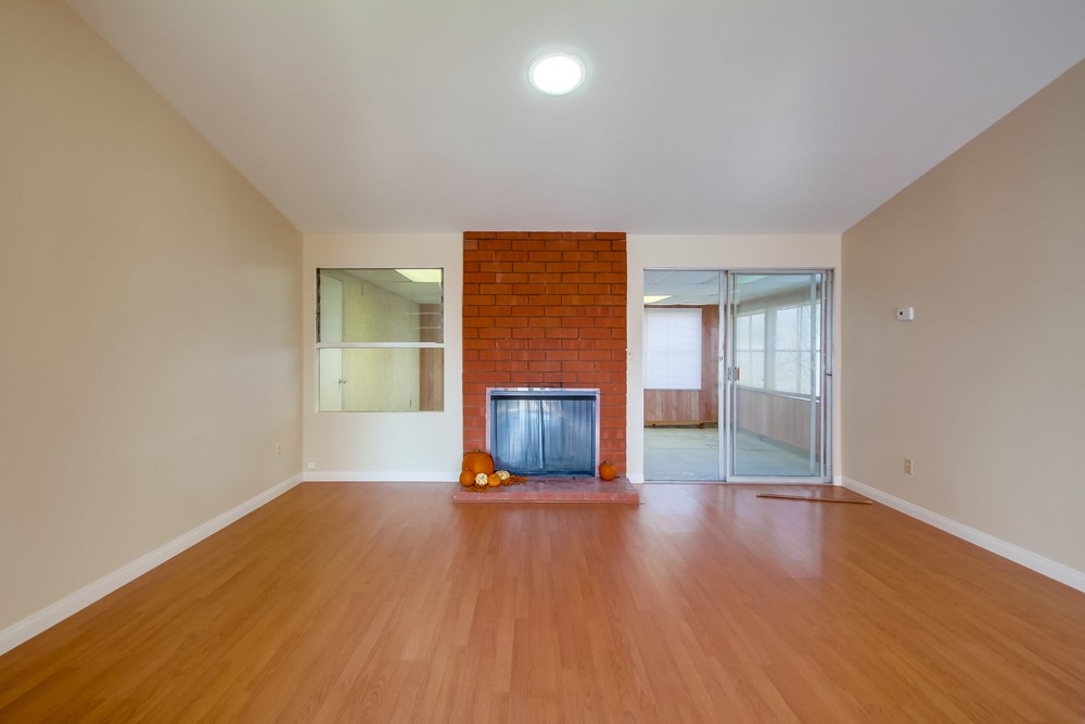 Virtual tour photo 8 of 45 for 3150 Admiral Ave