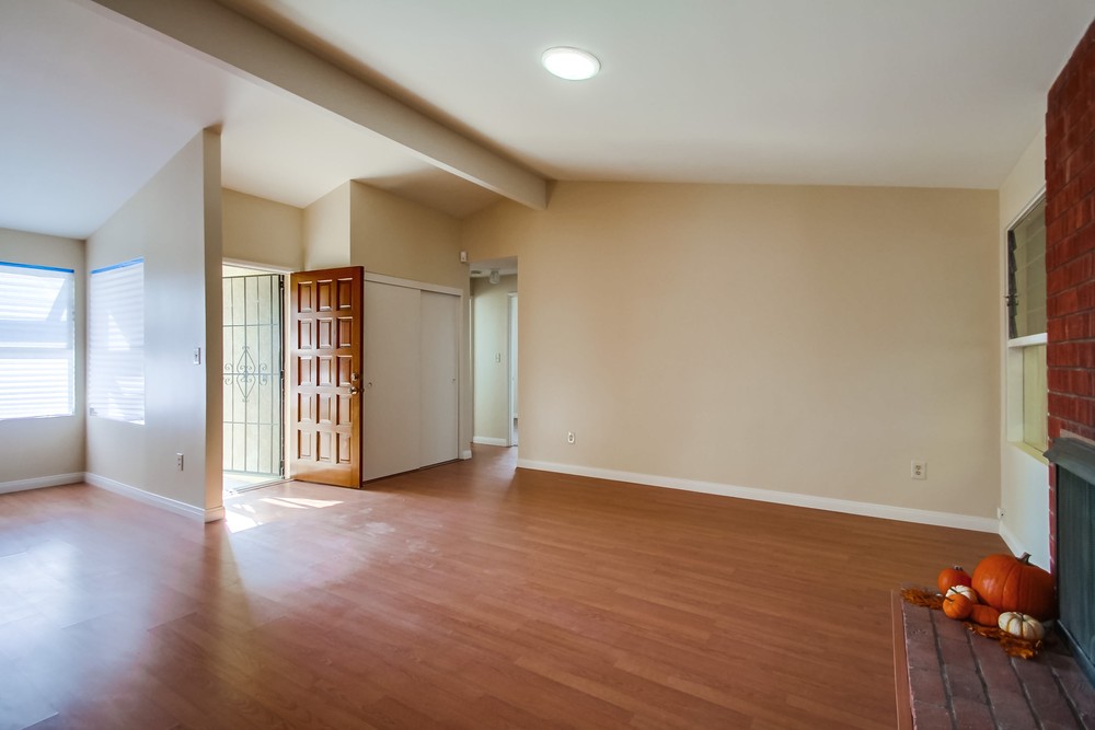 Virtual tour photo 11 of 45 for 3150 Admiral Ave