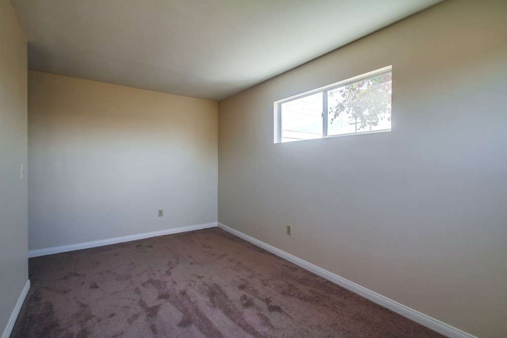 Virtual tour photo 32 of 45 for 3150 Admiral Ave