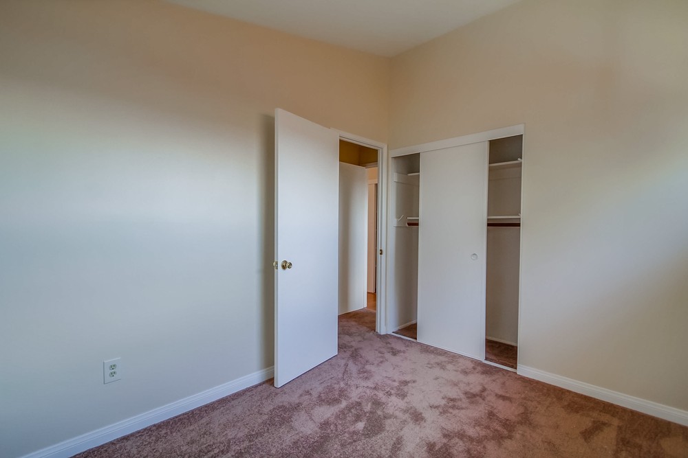 Virtual tour photo 33 of 45 for 3150 Admiral Ave