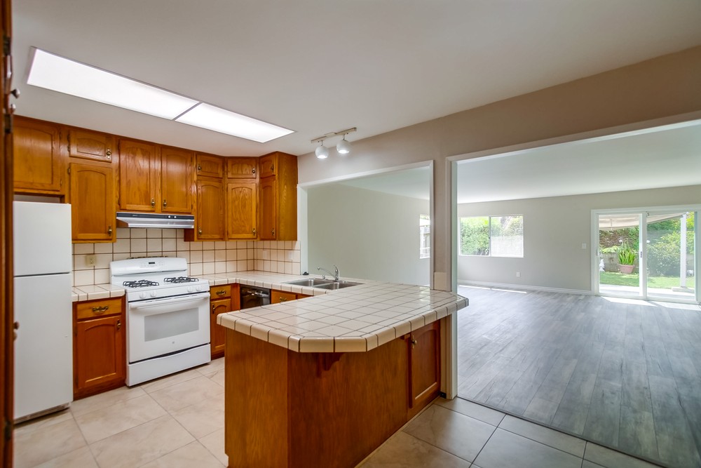 Virtual tour photo 28 of 55 for 3151 Magellan St