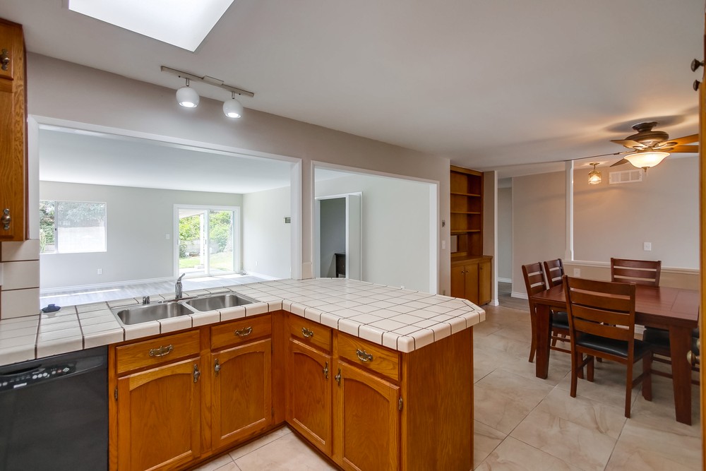 Virtual tour photo 31 of 55 for 3151 Magellan St