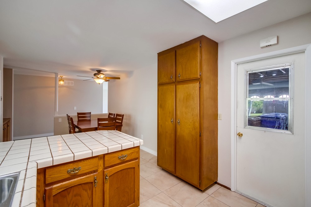 Virtual tour photo 32 of 55 for 3151 Magellan St