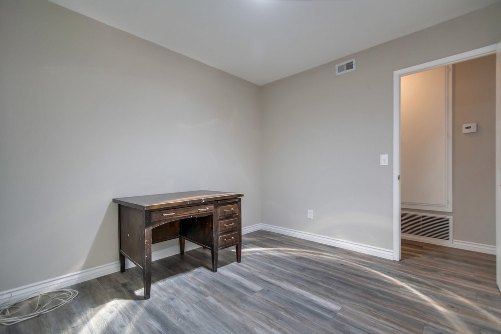 Virtual tour photo 35 of 55 for 3151 Magellan St