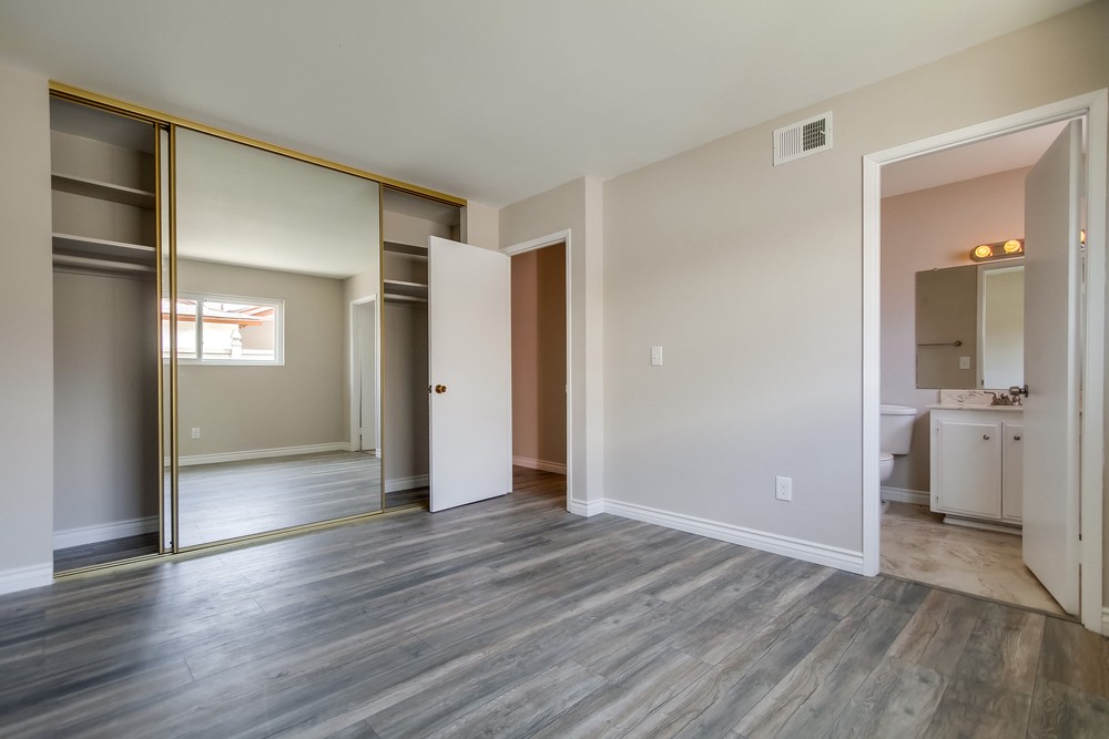 Virtual tour photo 38 of 55 for 3151 Magellan St
