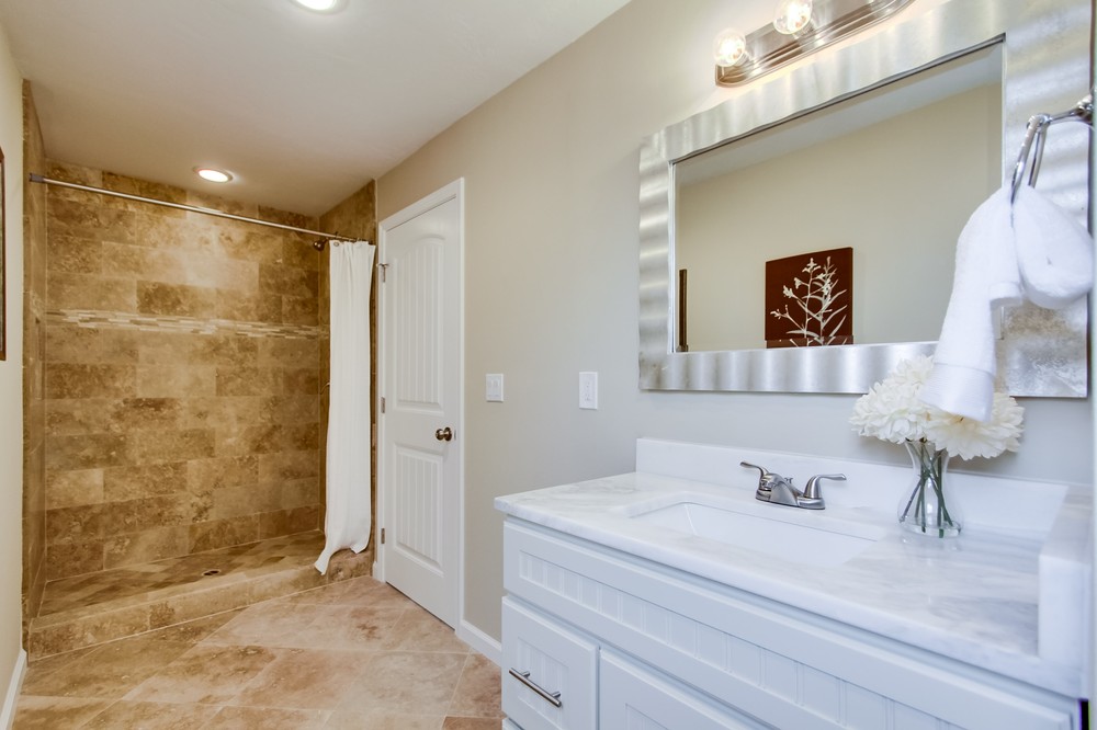 Virtual tour photo 26 of 56 for 3154 Briand Avenue