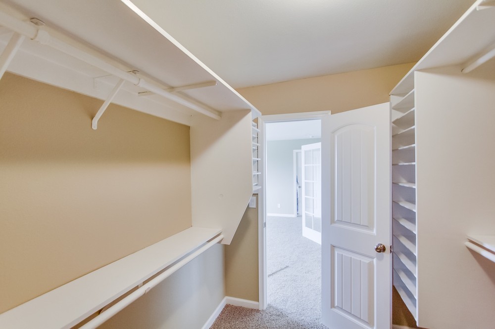 Virtual tour photo 34 of 56 for 3154 Briand Avenue