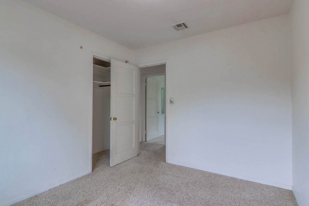 Virtual tour photo 34 of 41 for 3159 Winlow St