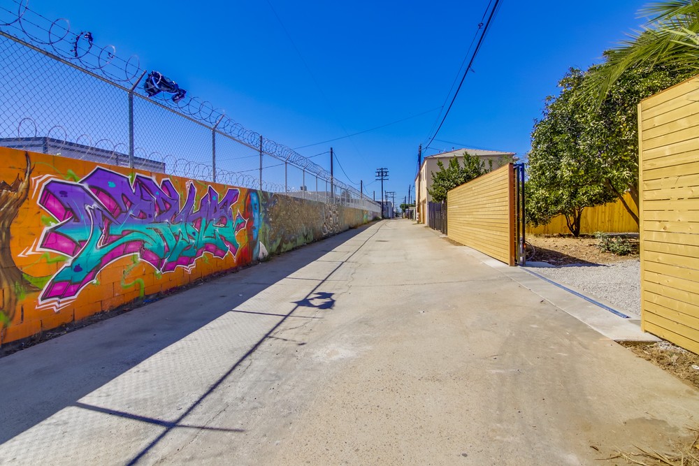 Virtual tour photo 4 of 35 for 3161 Imperial Ave