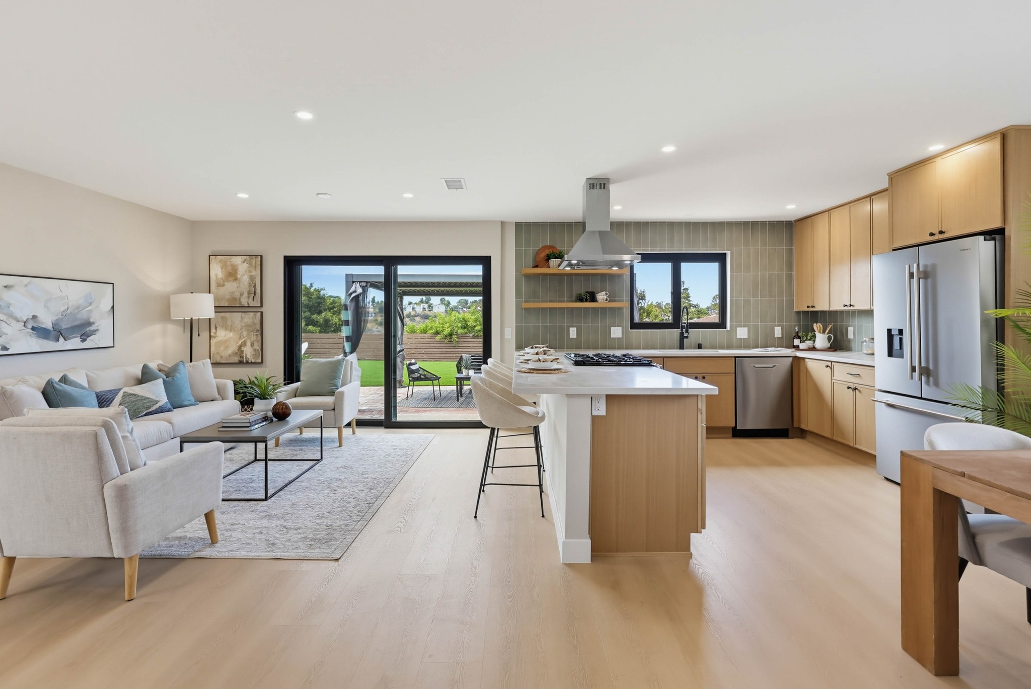 Virtual tour photo 9 of 61 for 3162 Via Arcilla
