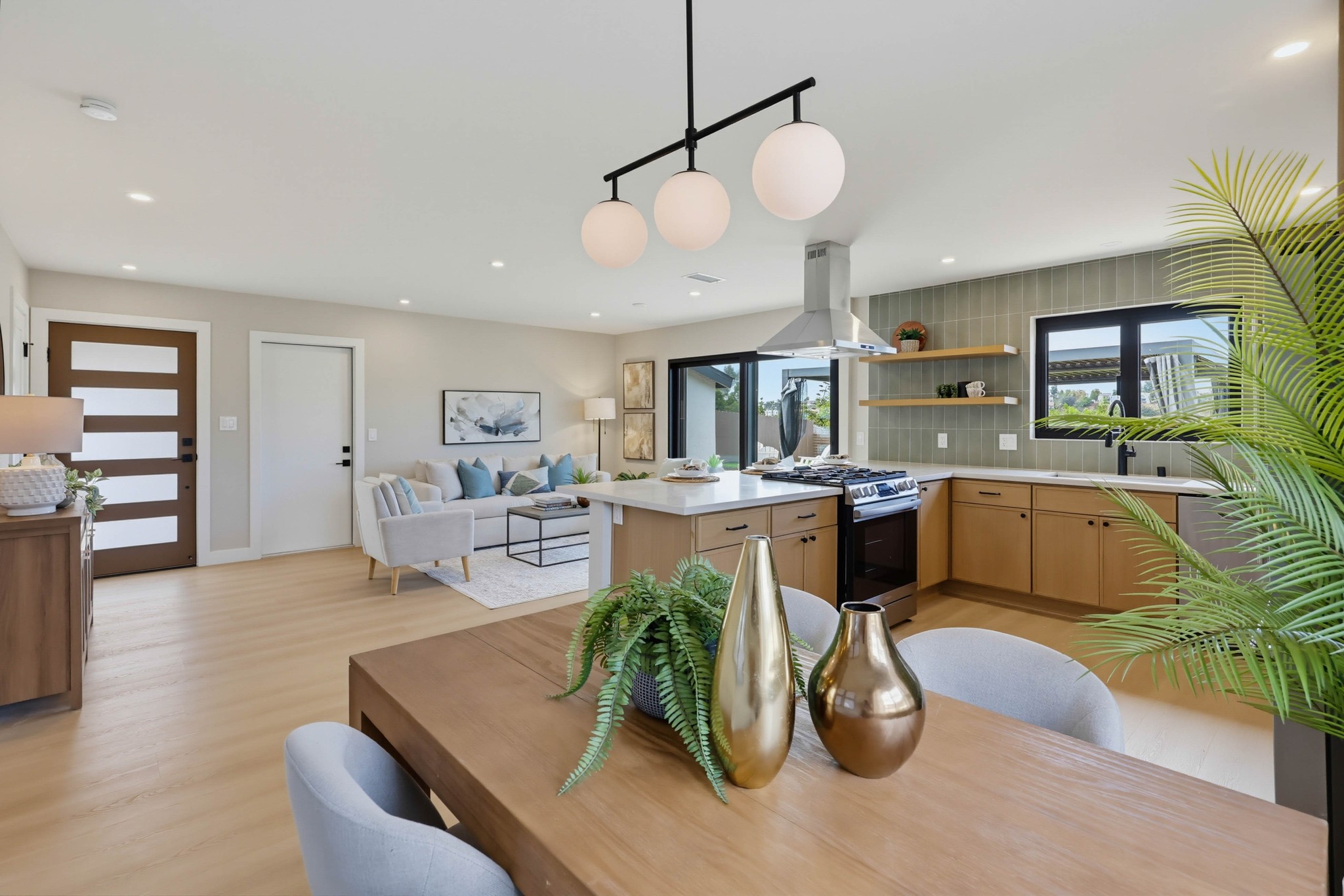Virtual tour photo 11 of 61 for 3162 Via Arcilla