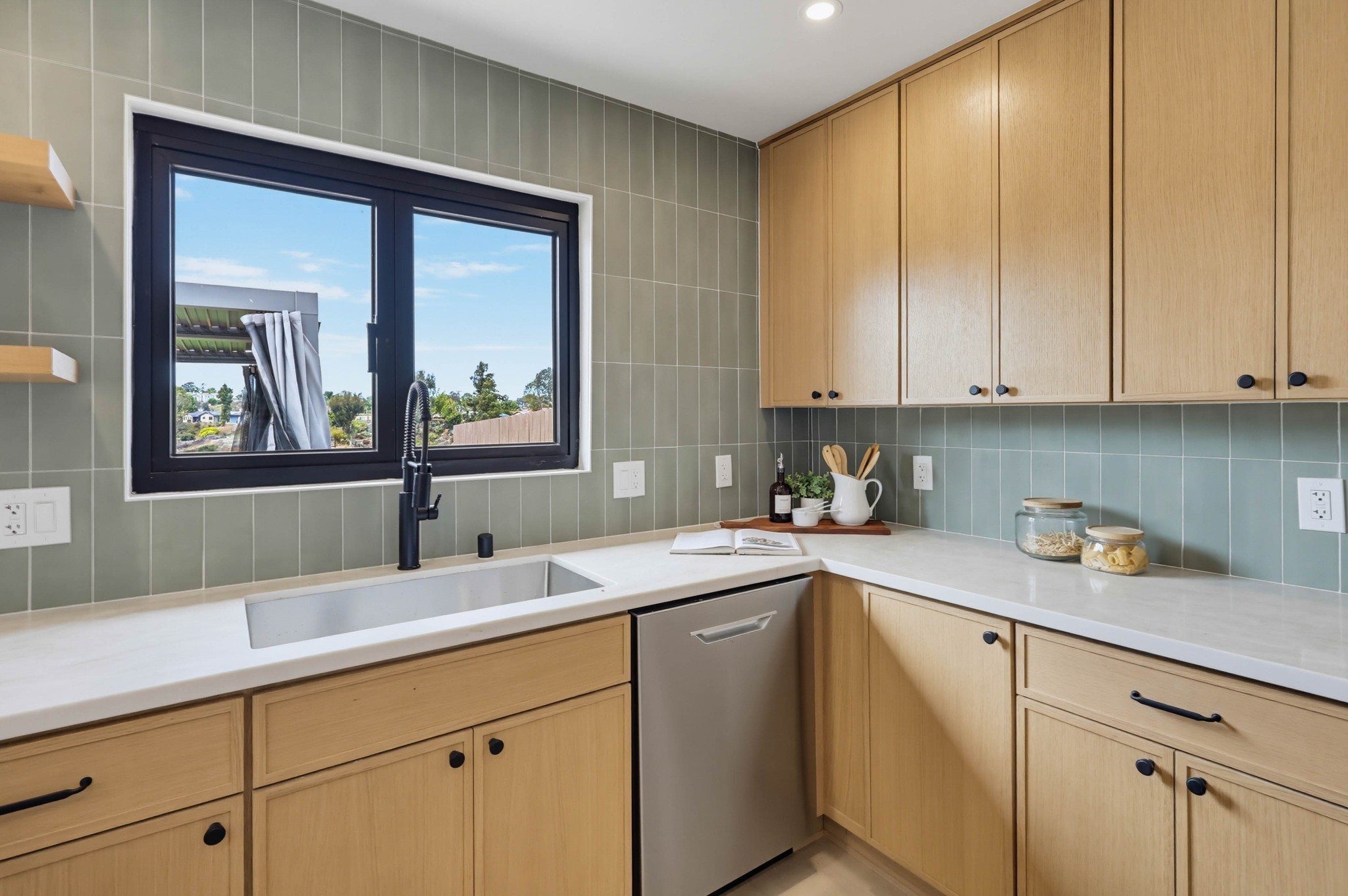 Virtual tour photo 14 of 61 for 3162 Via Arcilla
