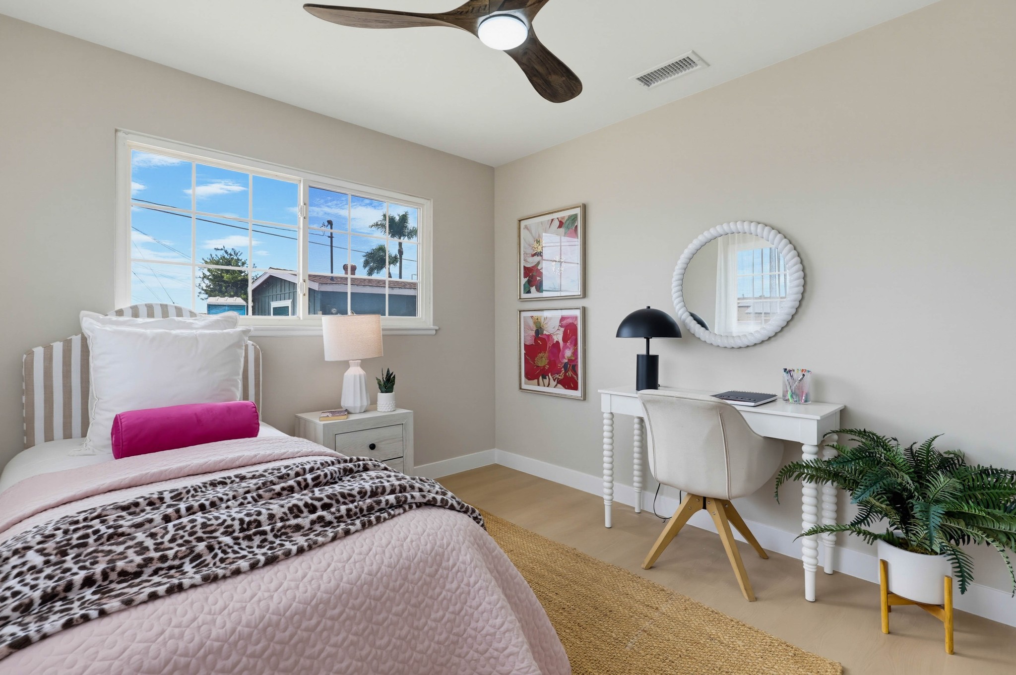 Virtual tour photo 32 of 61 for 3162 Via Arcilla