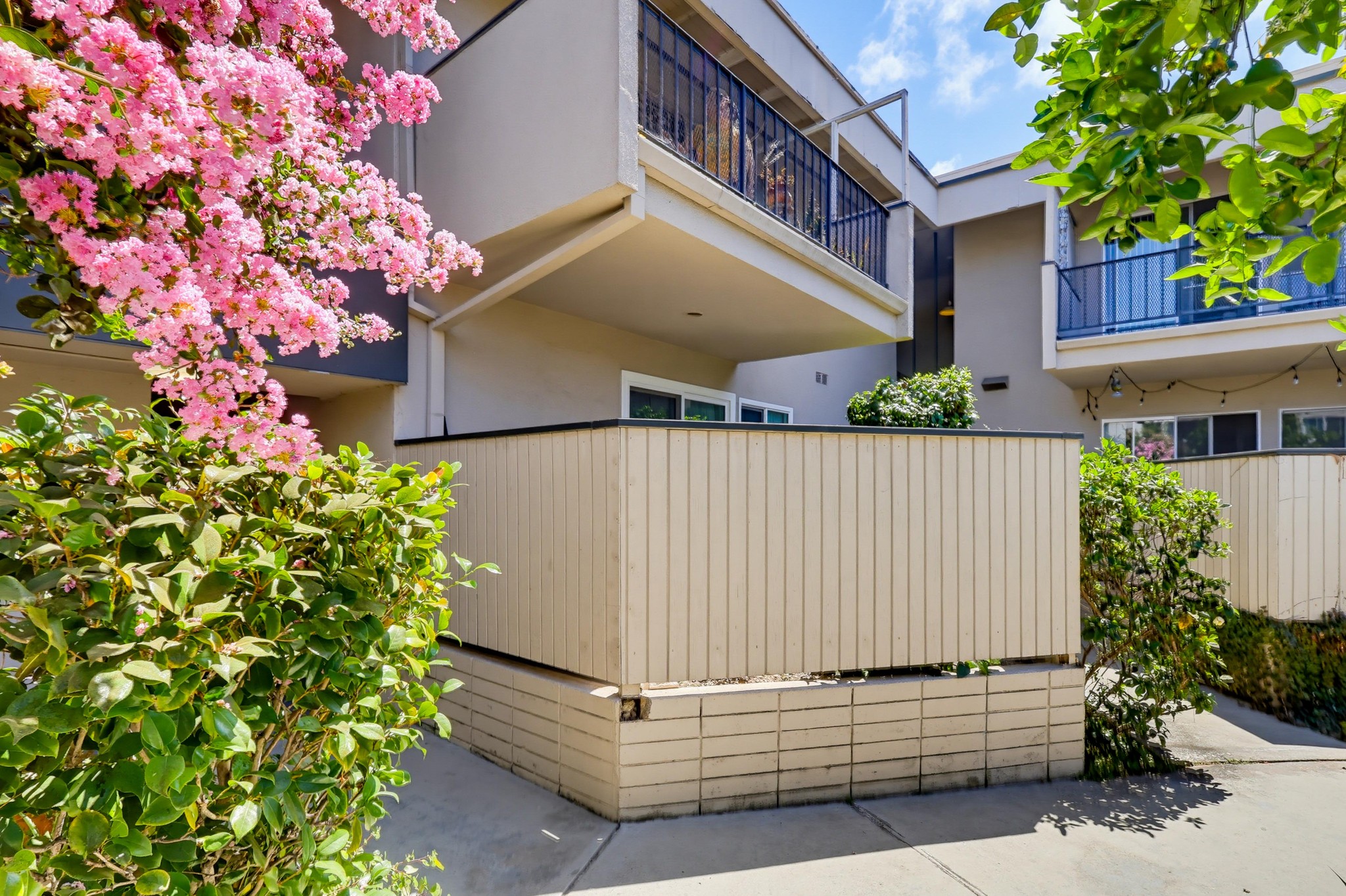 Virtual tour photo 11 of 71 for 3166 S Sepulveda Blvd Unit 6
