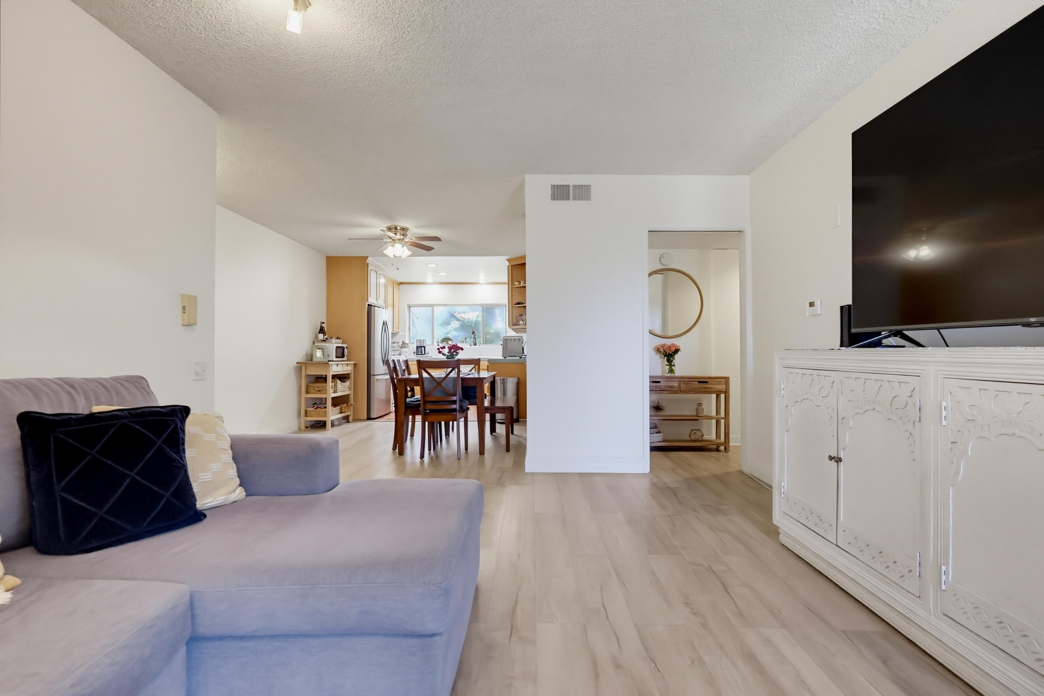 Virtual tour photo 20 of 71 for 3166 S Sepulveda Blvd Unit 6