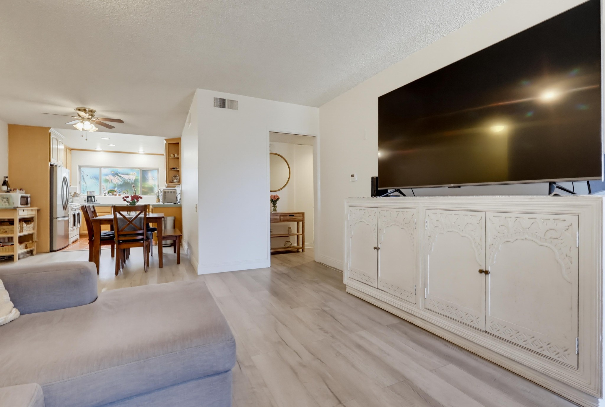 Virtual tour photo 21 of 71 for 3166 S Sepulveda Blvd Unit 6