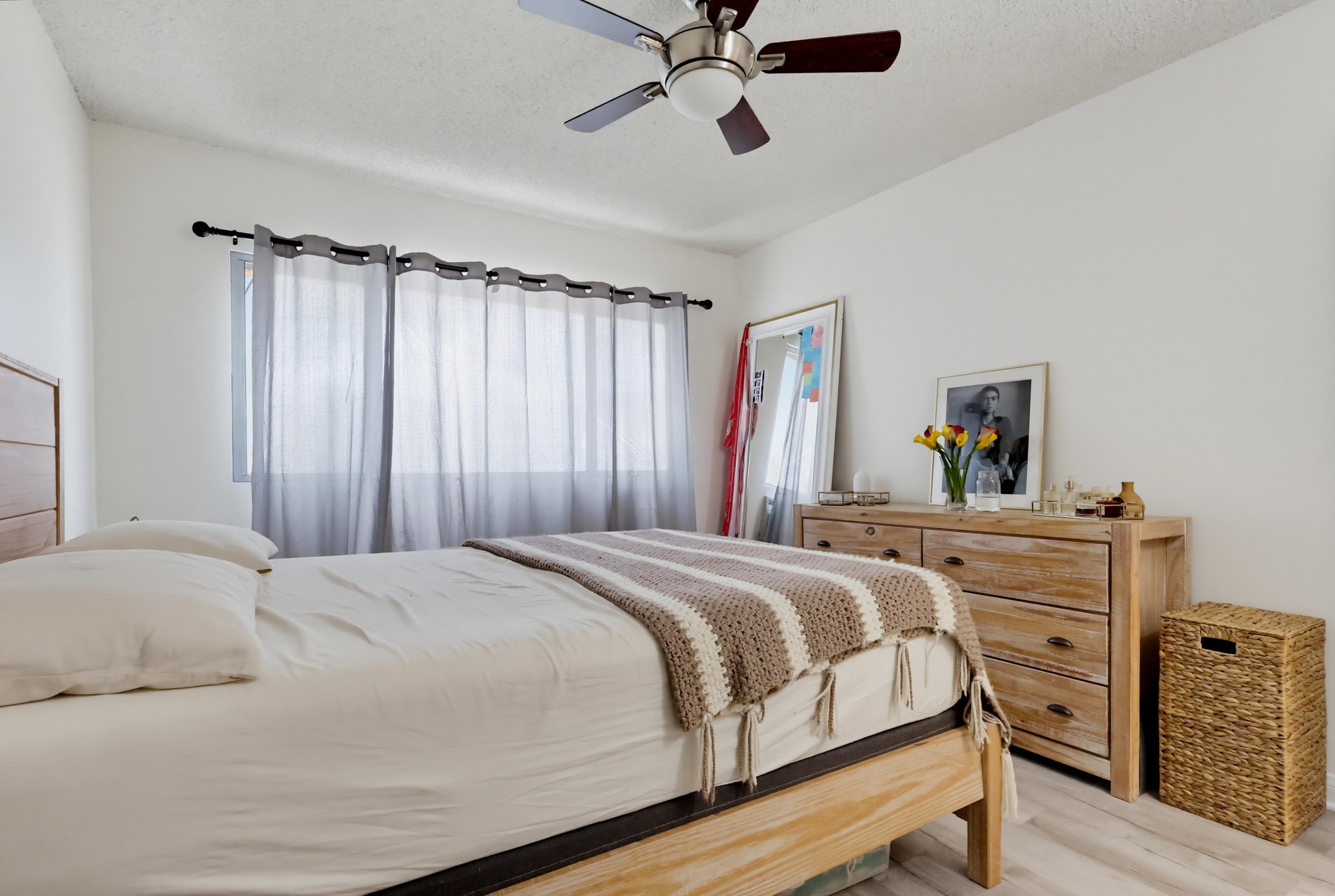 Virtual tour photo 35 of 71 for 3166 S Sepulveda Blvd Unit 6