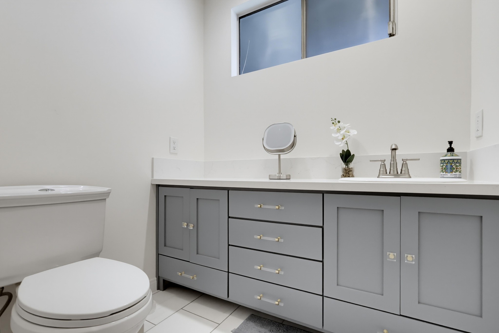 Virtual tour photo 45 of 71 for 3166 S Sepulveda Blvd Unit 6
