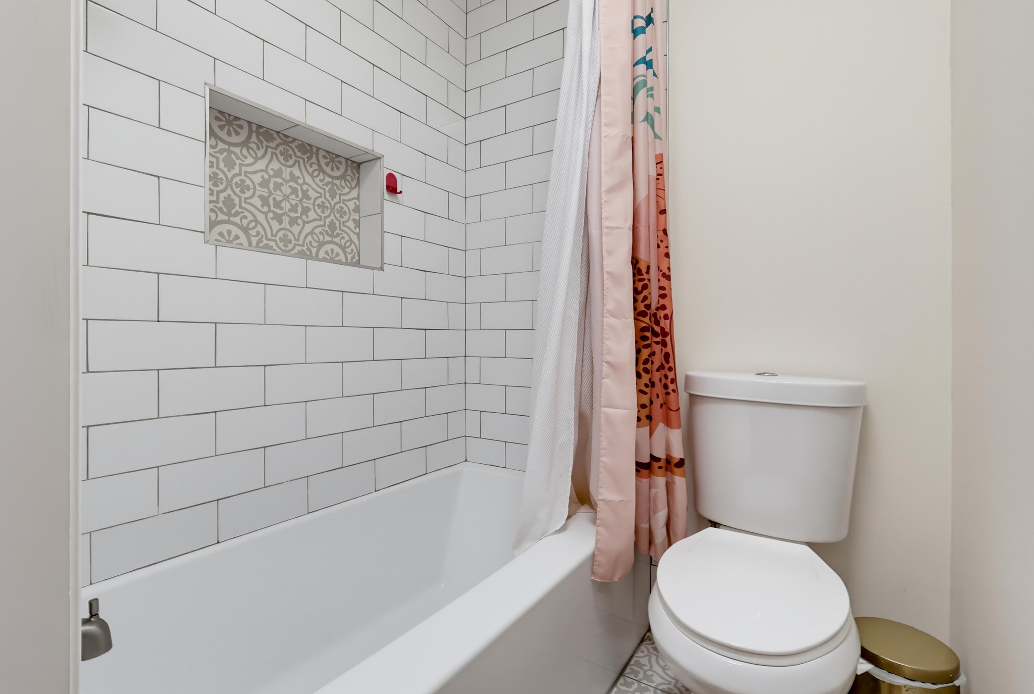 Virtual tour photo 55 of 71 for 3166 S Sepulveda Blvd Unit 6