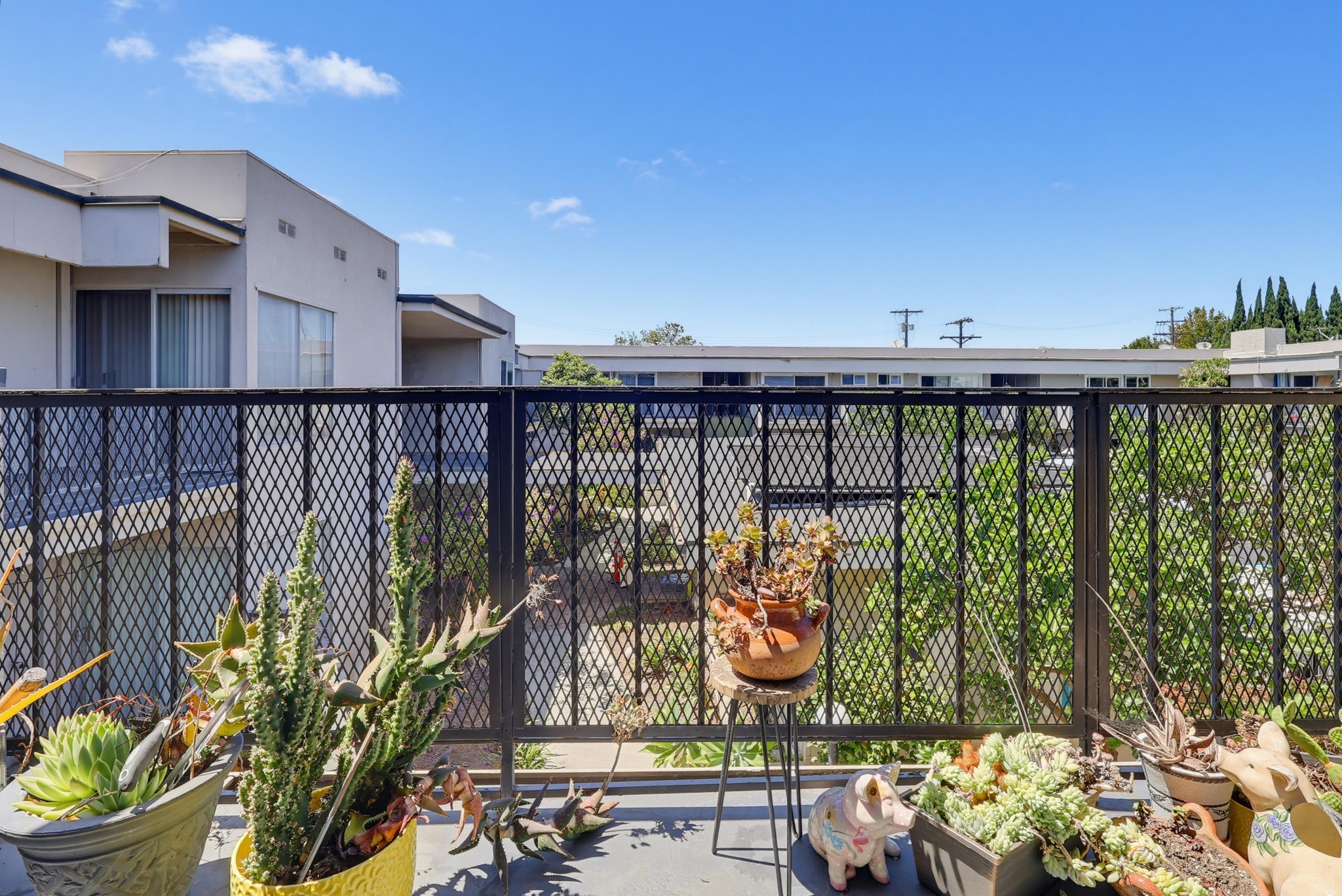 Virtual tour photo 59 of 71 for 3166 S Sepulveda Blvd Unit 6