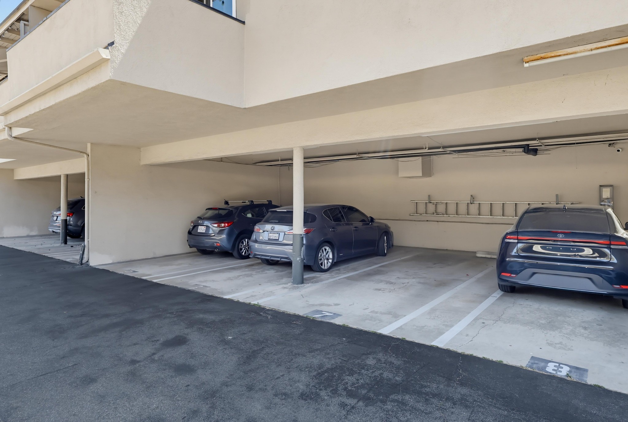 Virtual tour photo 64 of 71 for 3166 S Sepulveda Blvd Unit 6