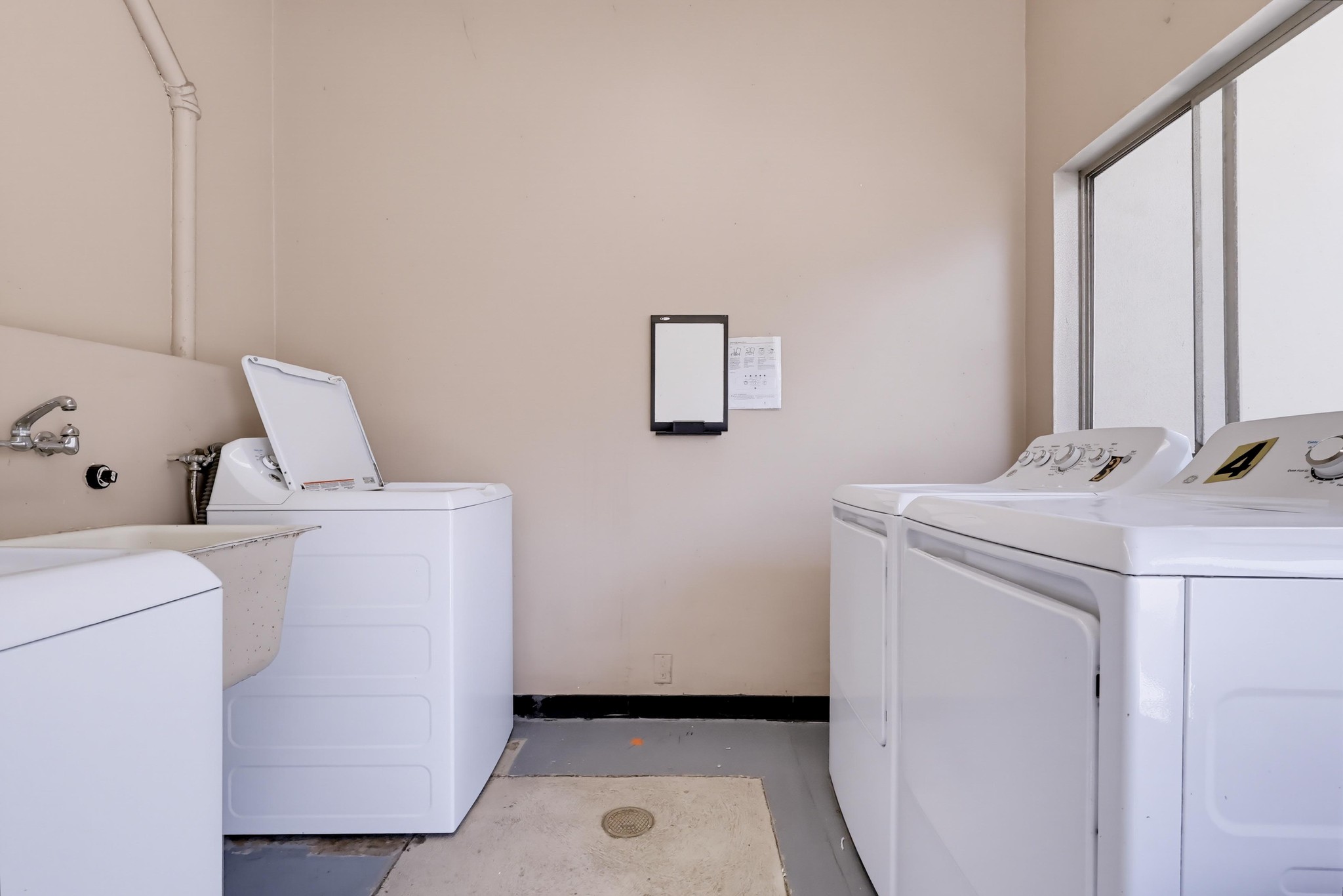 Virtual tour photo 68 of 71 for 3166 S Sepulveda Blvd Unit 6