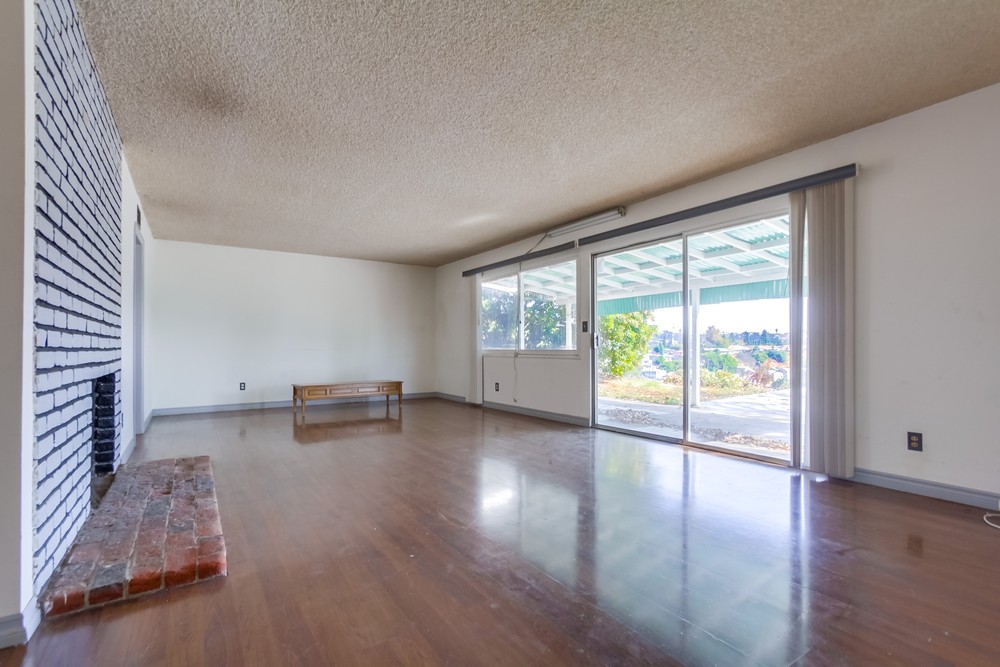 Virtual tour photo 9 of 42 for 3167 Altadena Ave