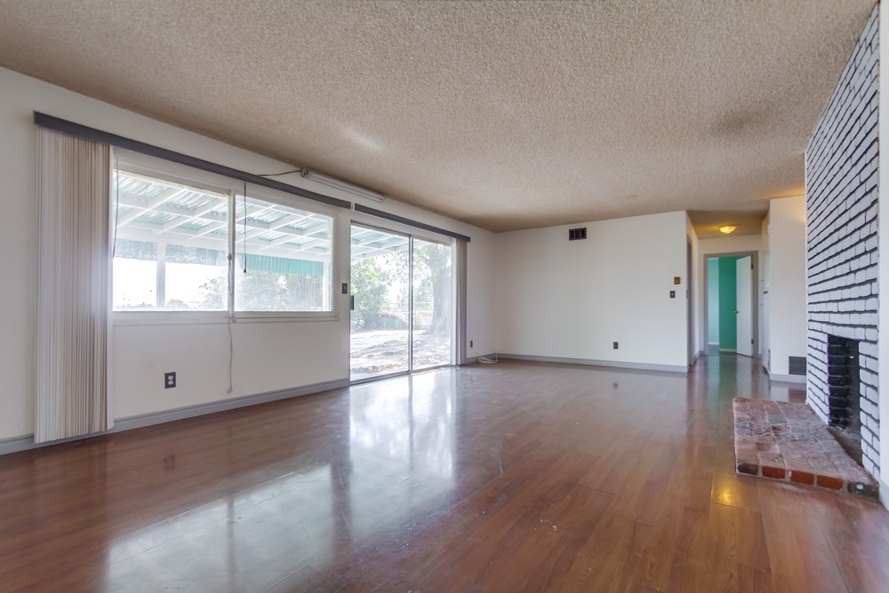 Virtual tour photo 13 of 42 for 3167 Altadena Ave