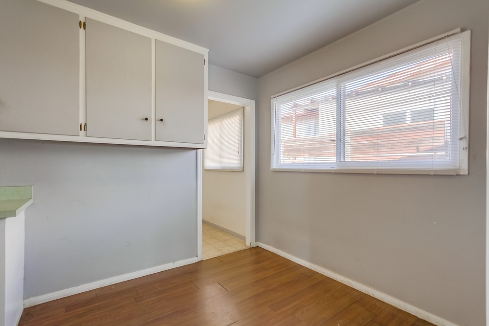 Virtual tour photo 14 of 42 for 3167 Altadena Ave
