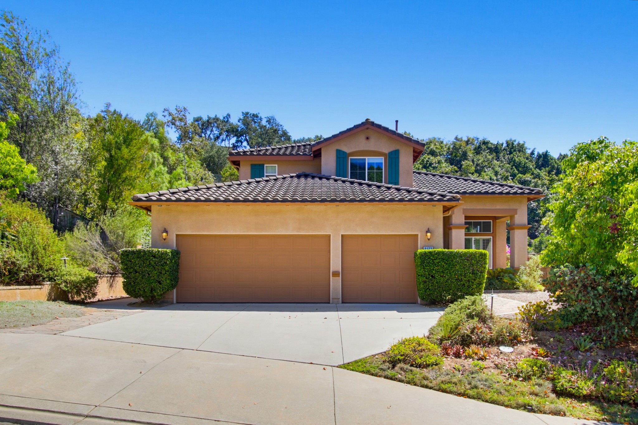 Virtual tour photo 1 of 106 for 3173 Willow Tree Ln