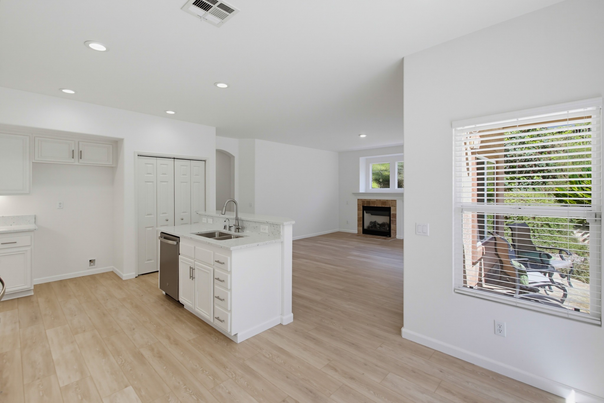 Virtual tour photo 21 of 106 for 3173 Willow Tree Ln
