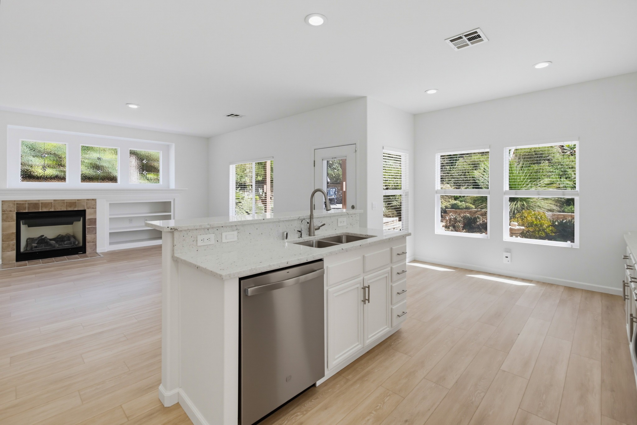 Virtual tour photo 22 of 106 for 3173 Willow Tree Ln