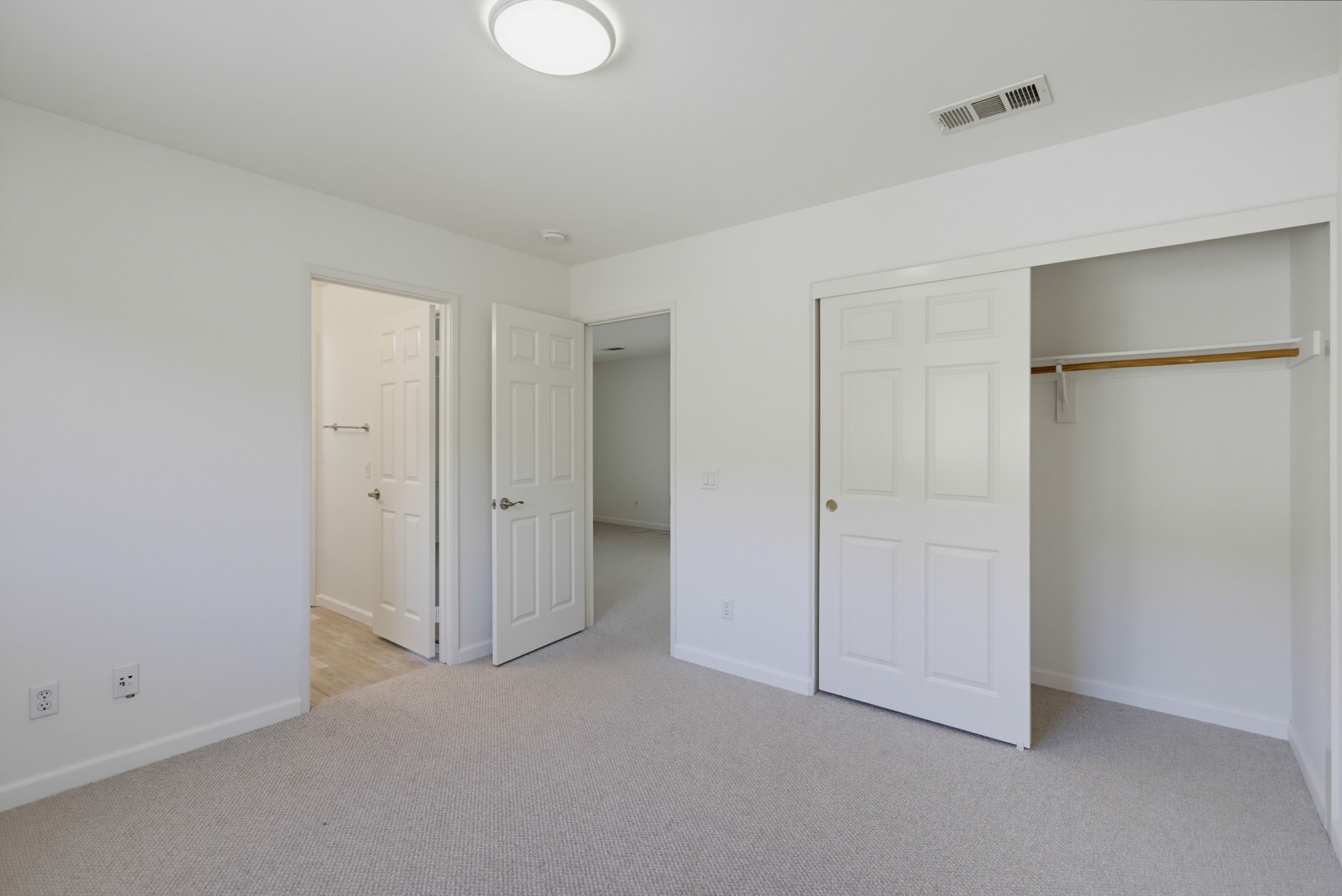 Virtual tour photo 49 of 106 for 3173 Willow Tree Ln