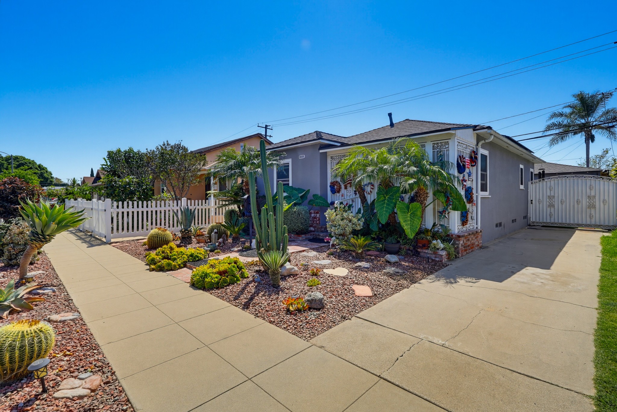 Virtual tour photo 3 of 51 for 318 E Plenty St