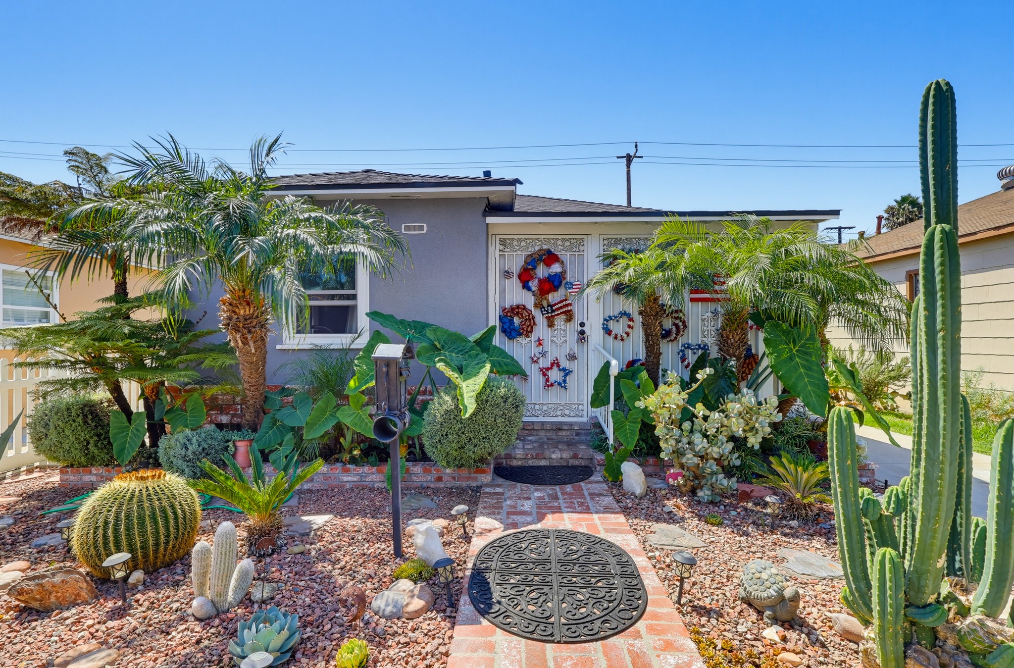 Virtual tour photo 5 of 51 for 318 E Plenty St