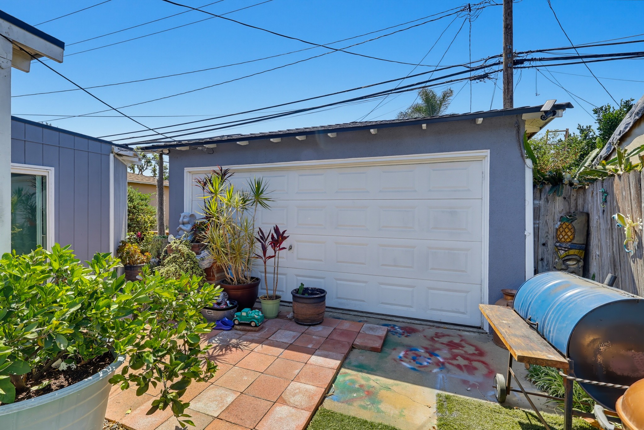 Virtual tour photo 25 of 51 for 318 E Plenty St